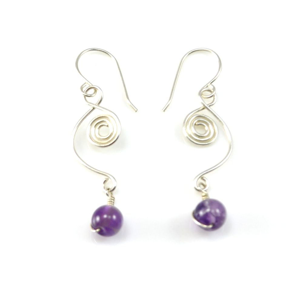 950 silver wirework earrings with Amethyst stones by Coco Paniora Salinas of Rumi Sumaq